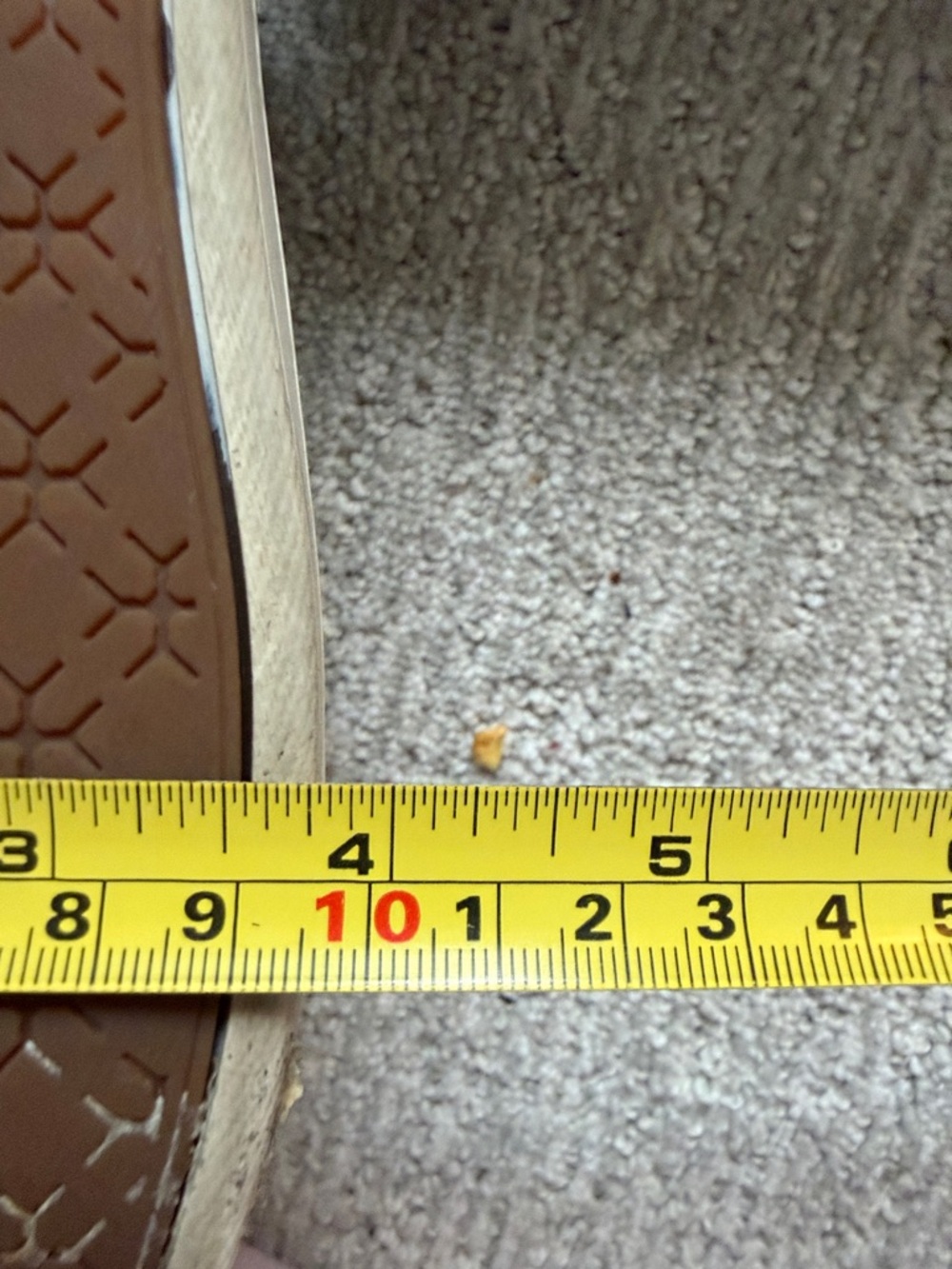 Ugg - Picture 4 of 6